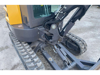 Mini escavadeira Volvo EC27D: foto 4