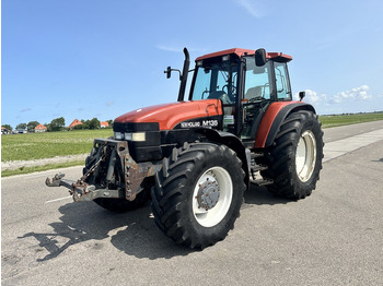 Trator NEW HOLLAND