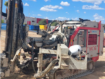 Bate estaca COMACCHIO