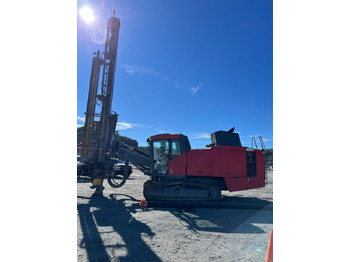 Máquina de perfuração EPIROC