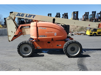 Pá carregadora telescópica JLG 600AJ