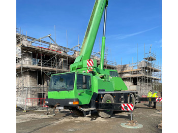 Guindaste móvel LIEBHERR LTM 1040-2.1