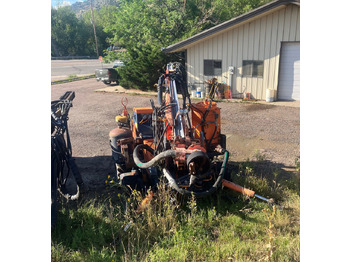 Máquina de perfuração TAMROCK