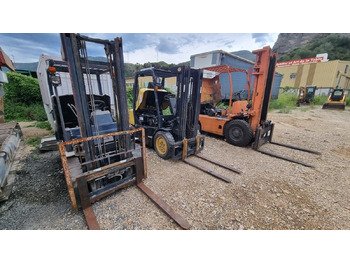 Empilhadeira a diesel KOMATSU