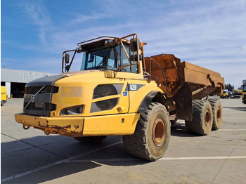 Caminhão articulado VOLVO A25F