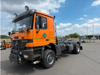Caminhão chassi MERCEDES-BENZ Actros 2031