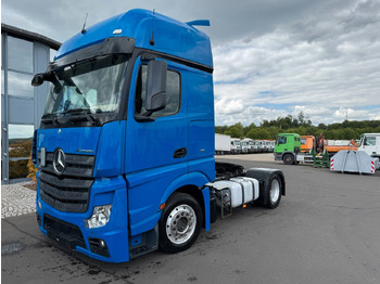 Tractor MERCEDES-BENZ Actros 1845