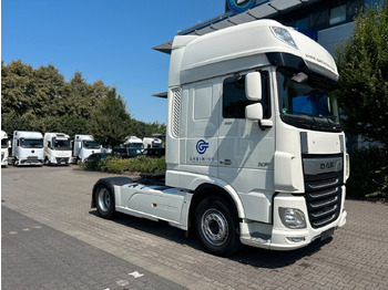 Tractor DAF XF 530