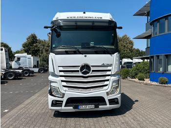 Tractor MERCEDES-BENZ