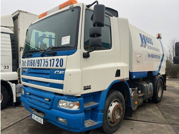 Varredora urbana DAF CF
