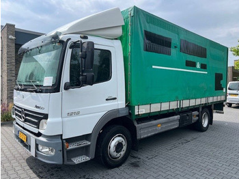 Caminhão com lona MERCEDES-BENZ Atego 1218