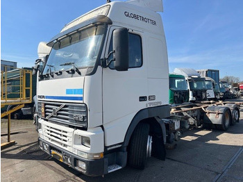 Caminhão chassi VOLVO FH12 380