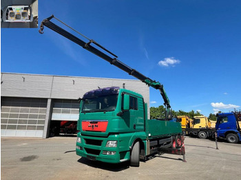 Caminhão grua MAN TGX