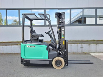 Empilhadeira elétrica MITSUBISHI