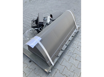 Retroescavadeira VOLVO