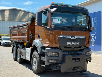 Caminhão basculante MAN TGS 33.440