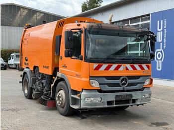 Varredora urbana MERCEDES-BENZ Atego 1324