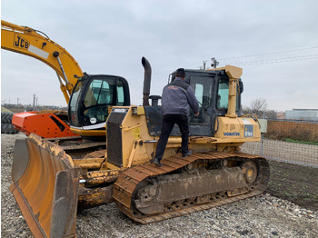Locação de KOMATSU D61EX-15 KOMATSU D61EX-15: foto 3