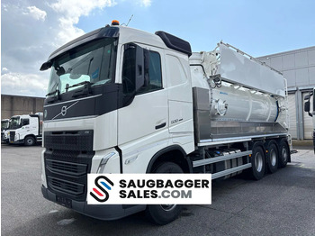 Caminhão limpa fossa VOLVO FH 500