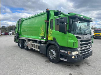 Caminhão de lixo SCANIA P 410