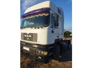 Tractor MAN 26.414: foto 3