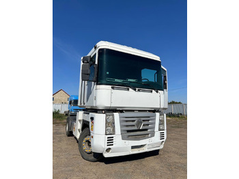 Tractor RENAULT Magnum 440