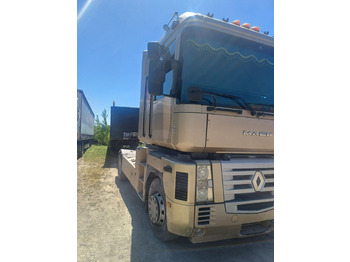 Tractor RENAULT Magnum 480