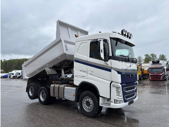 Caminhão basculante VOLVO FH 540