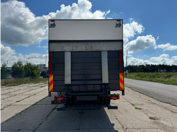 Caminhão frigorífico VOLVO FM330: foto 3