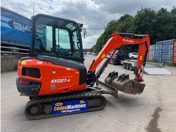 Mini escavadeira KUBOTA KX027