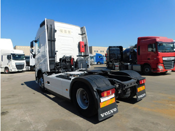 Tractor Volvo Fh: foto 4