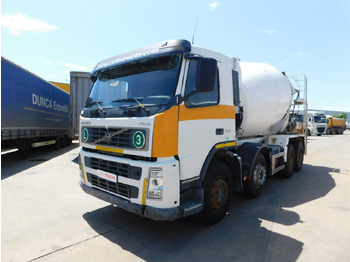Caminhão betoneira VOLVO FM9 340