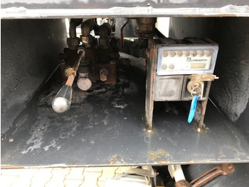 Reboque basculante HDK 1860 HDK 1860 Hinterkippmulde ca. 28m³ mit Seperatmotor, eigene Hydraulik: foto 2