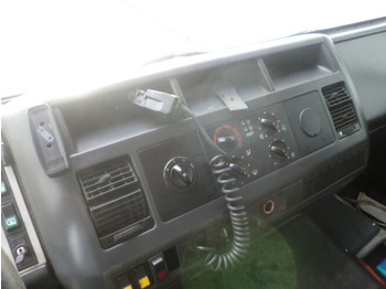 Caminhão furgão MAN L35 10.163 4x2: foto 4 Caminhão furgão MAN L35 10.163 4x2: foto 4