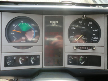 Caminhão furgão MAN L35 10.163 4x2: foto 2 Caminhão furgão MAN L35 10.163 4x2: foto 2