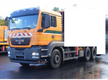 Caminhão chassi MAN TGS 26.400