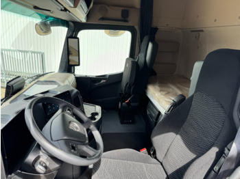Fotografia de interior 2: Caminhão polibenne nuevo Mercedes-Benz Actros 2548 L 6x2 Actros 2548 L 6x2, Retarder, Lenk-/Liftachse, Navi, MirrorCam, MultimediaCockpit