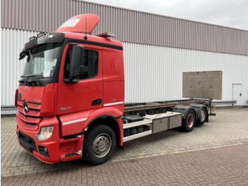 Caminhão chassi MERCEDES-BENZ Actros 2645