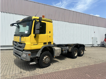 Caminhão chassi MERCEDES-BENZ Actros