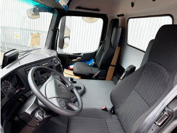 Fotografia de interior 2: Caminhão chassi nuevo Mercedes-Benz Arocs 2633 6x4, Automatik, 2x Nebenantrieb Arocs 2633 6x4, 2x Nebenantrieb