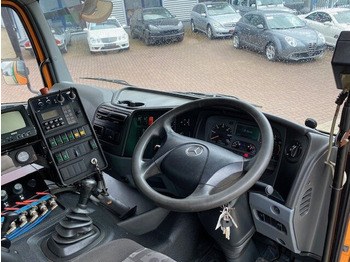 Varredora urbana Mercedes-Benz Atego 1524 L 4x2 Atego 1524 L 4x2 Kehrmaschine FAUN Viajet: foto 3