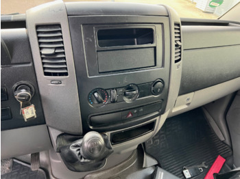 Carrinha de contentor Mercedes-Benz Sprinter 313 CDI 4x2 Sprinter 313 CDI 4x2, 5x Vorhanden!: foto 4 Carrinha de contentor Mercedes-Benz Sprinter 313 CDI 4x2 Sprinter 313 CDI 4x2, 5x Vorhanden!: foto 4