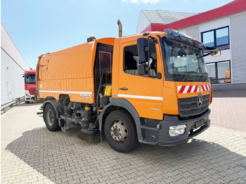 Caminhão MERCEDES-BENZ Atego 1524