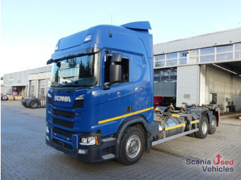 Caminhão transportador de contêineres/ Caixa móvel SCANIA R 410