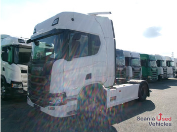 Tractor SCANIA R 460