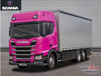 Caminhão com lona SCANIA R 410