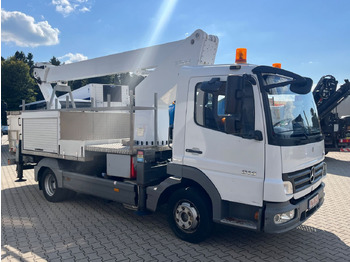 Caminhão com plataforma aérea Mercedes-Benz Atego 816 ESDA TG 1800 Steiger 1000V isoliert: foto 4