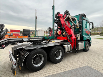 Tractor Mercedes-Benz Arocs 2663 6x4 mit Epsilon S260Z Langholzkran: foto 2