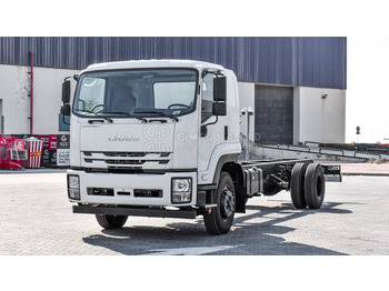 Caminhão chassi ISUZU