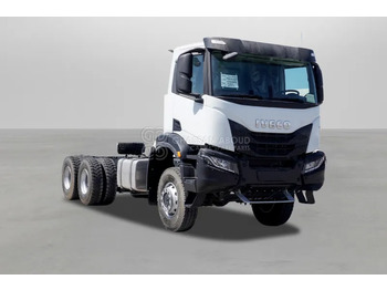 Caminhão chassi IVECO T-WAY